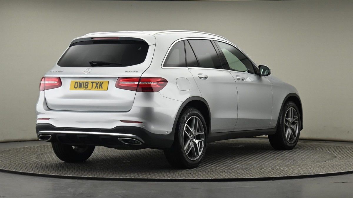 Mercedes-Benz GLC Image 26