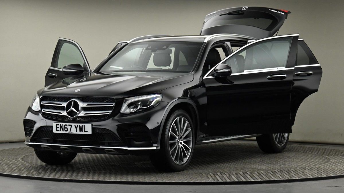 Mercedes-Benz GLC Image 28