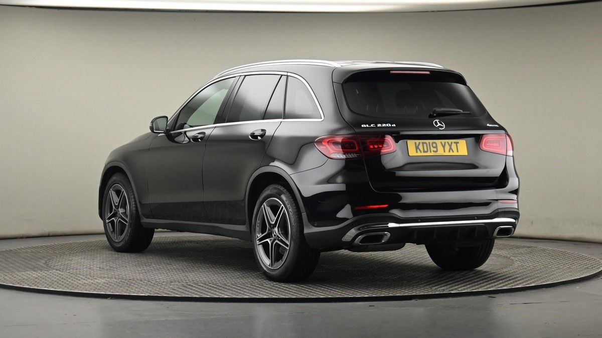 Mercedes-Benz GLC Image 24