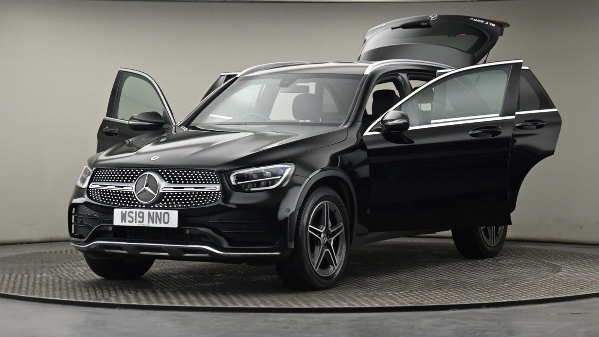 Mercedes-Benz GLC Image 28