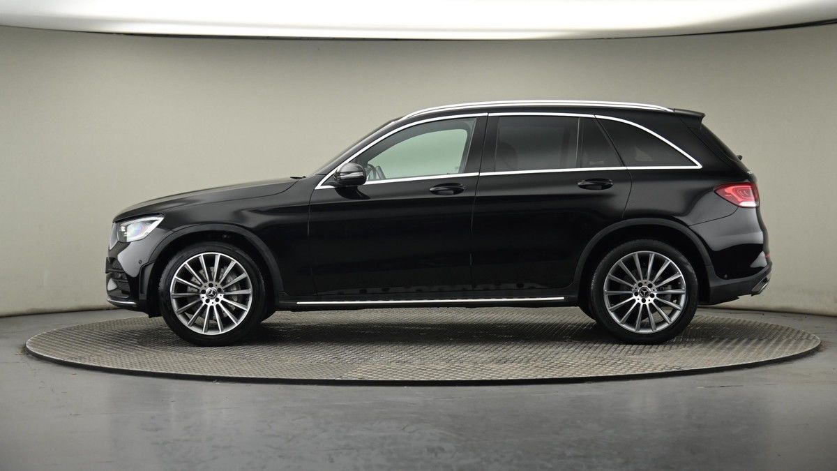 Mercedes-Benz GLC Image 23