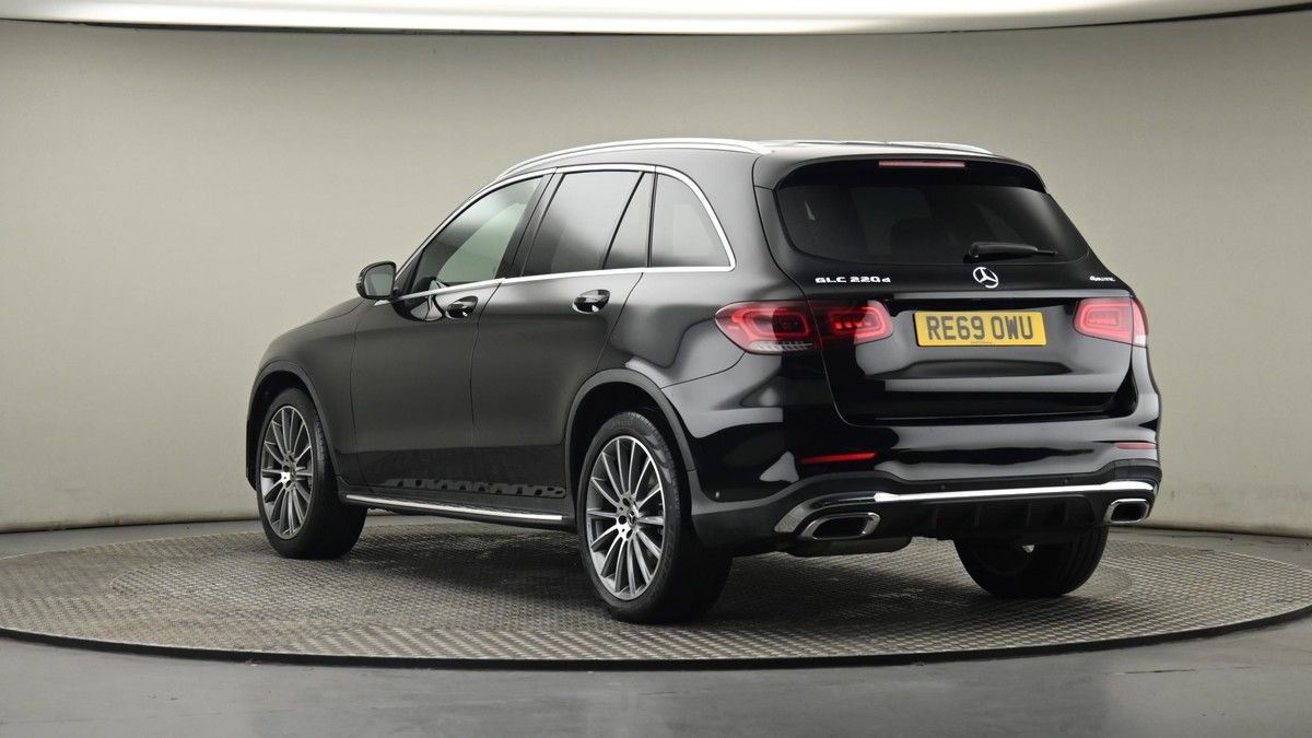 Mercedes-Benz GLC Image 24