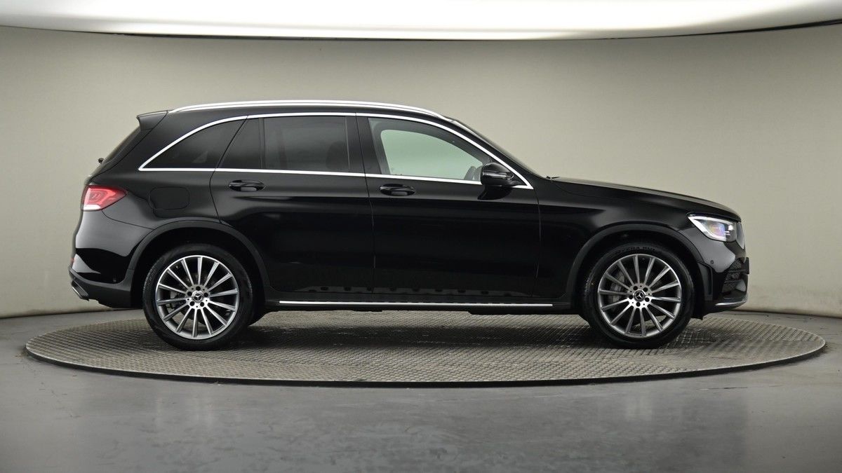 Mercedes-Benz GLC Image 27