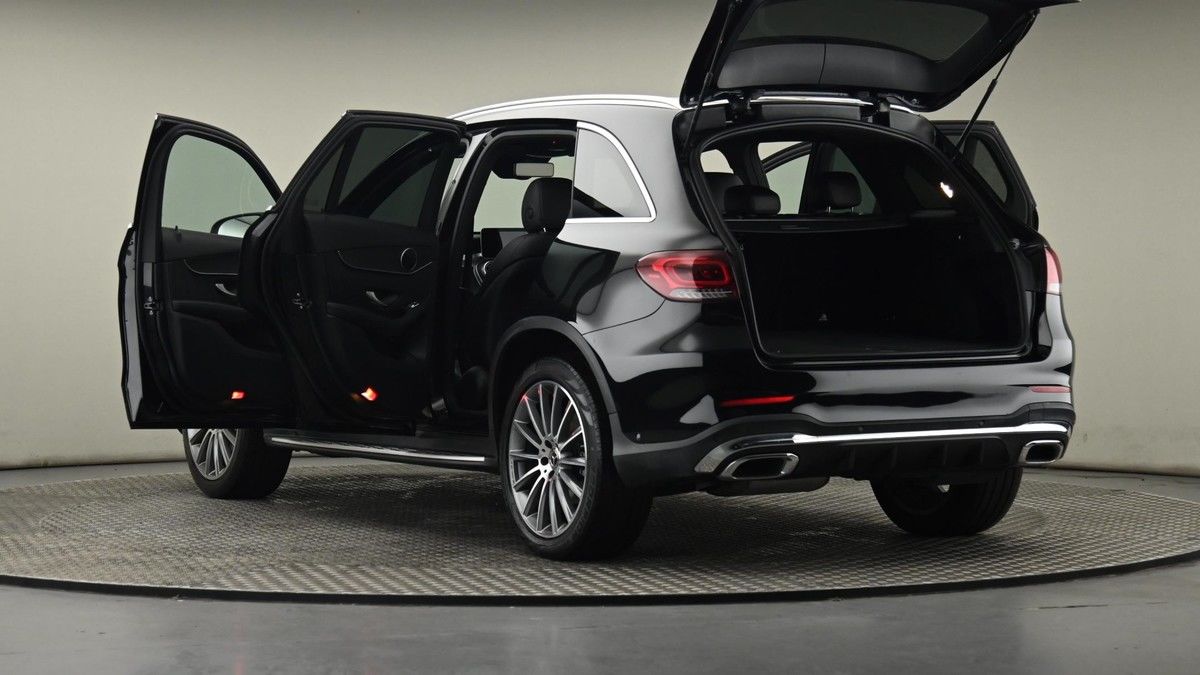 Mercedes-Benz GLC Image 29