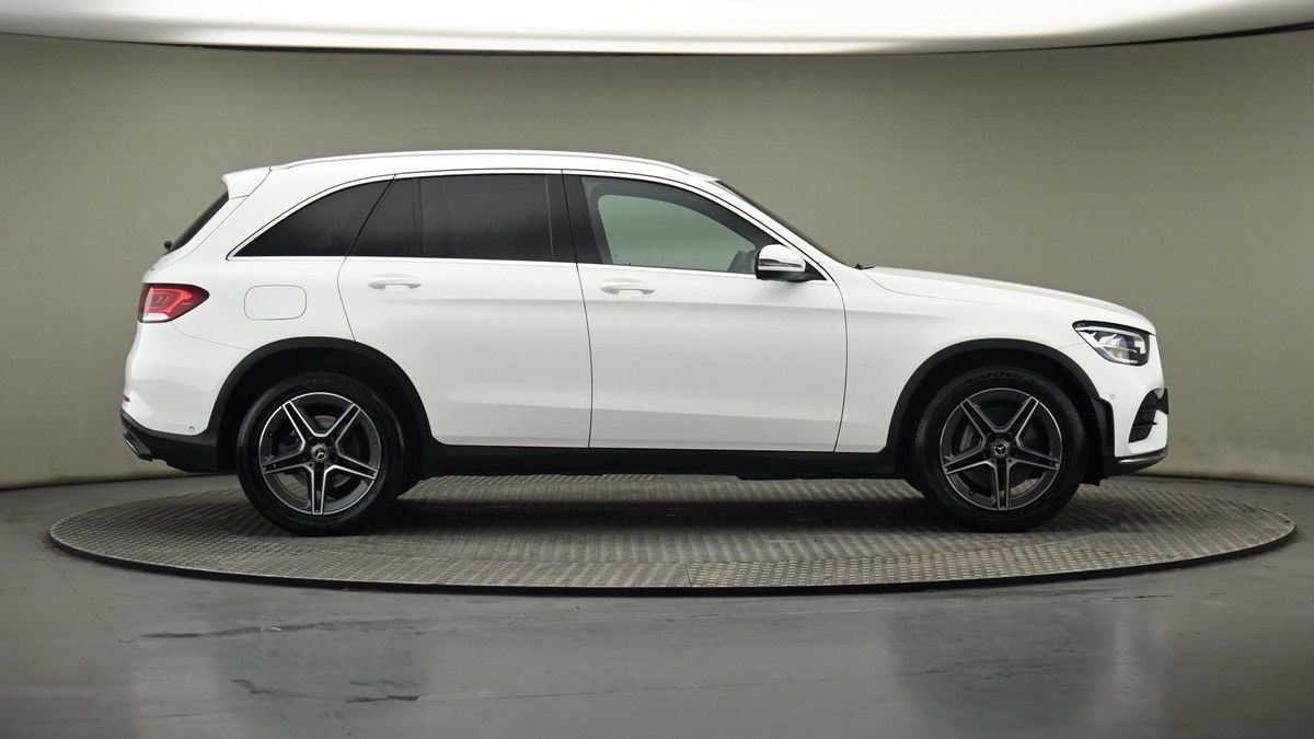 Mercedes-Benz GLC Image 27