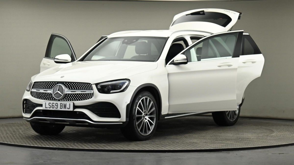 Mercedes-Benz GLC Image 28