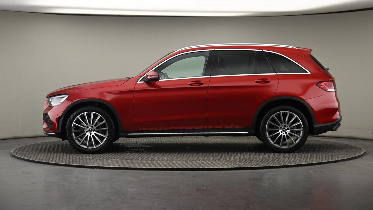 Mercedes-Benz GLC Image 23