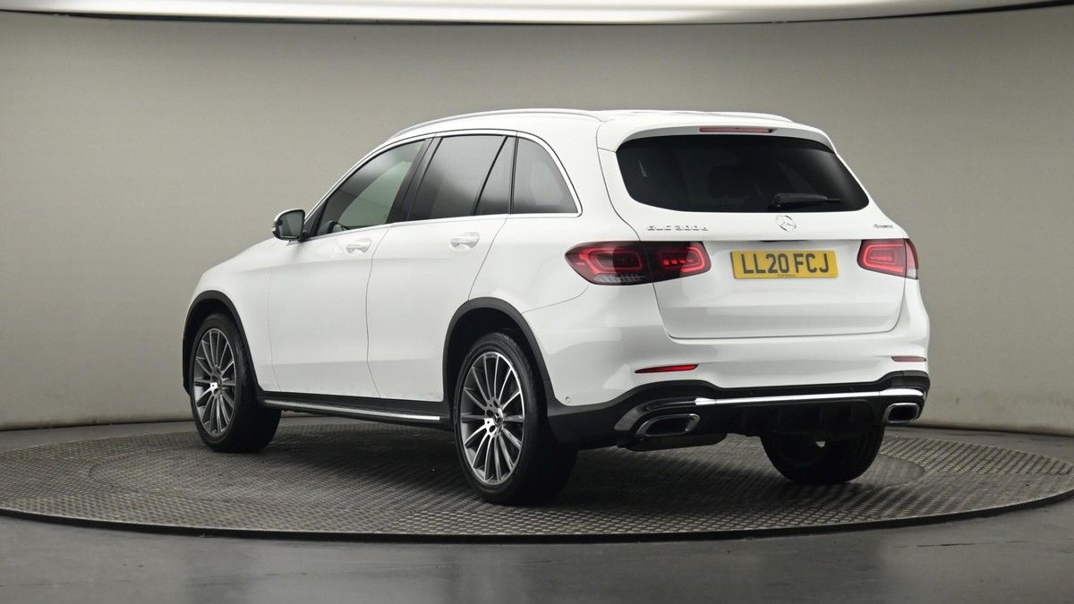 Mercedes-Benz GLC Image 24