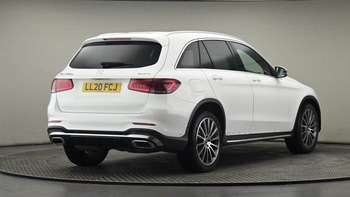 Mercedes-Benz GLC Image 26