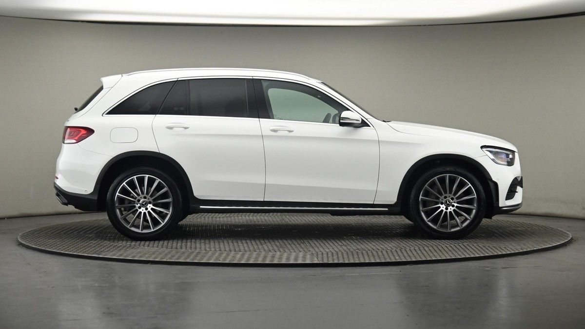 Mercedes-Benz GLC Image 27