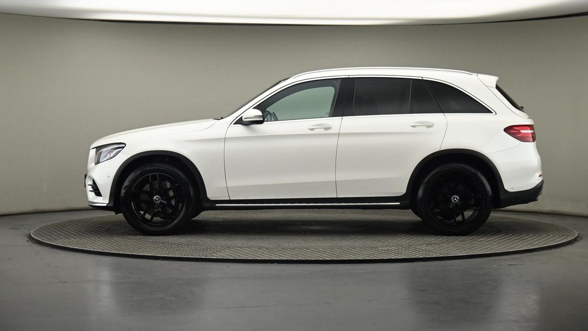 Mercedes-Benz GLC Image 23