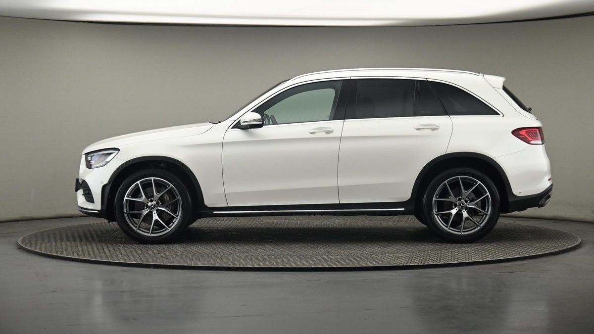 Mercedes-Benz GLC Image 23