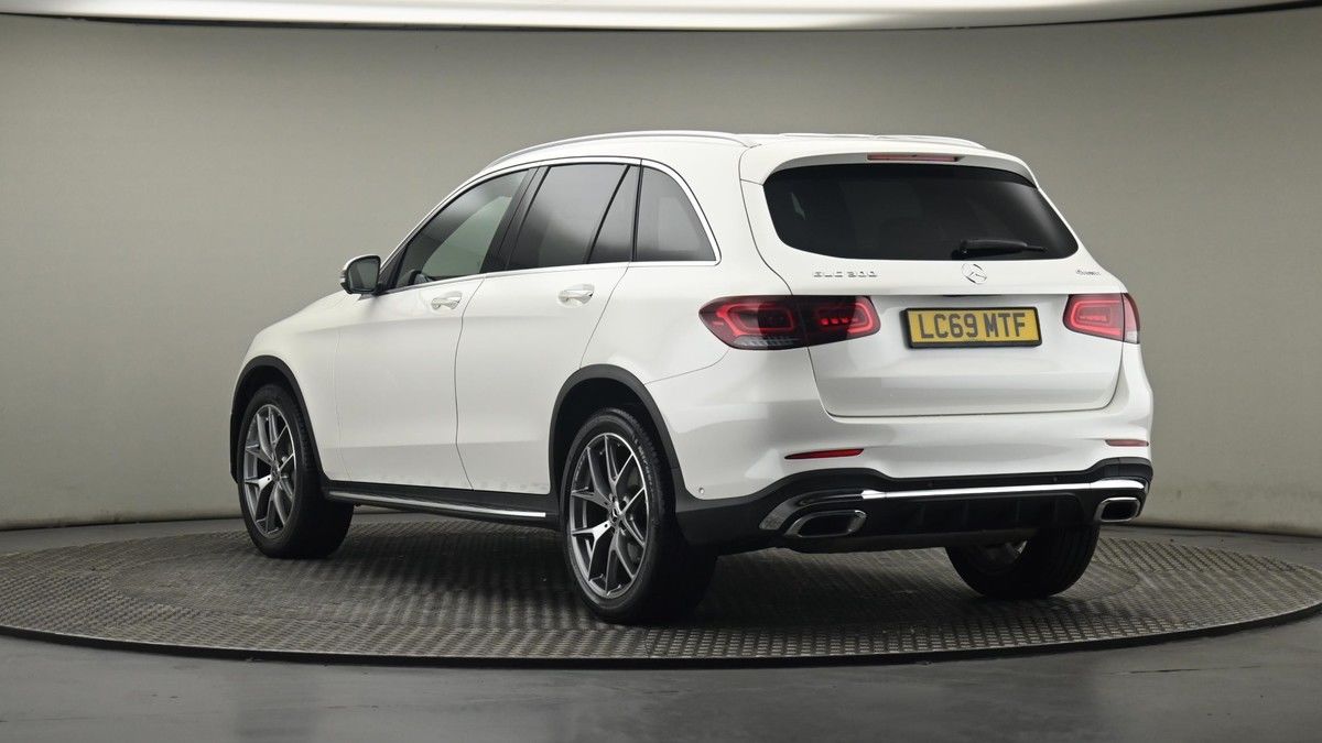 Mercedes-Benz GLC Image 24