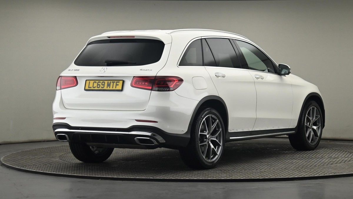 Mercedes-Benz GLC Image 26