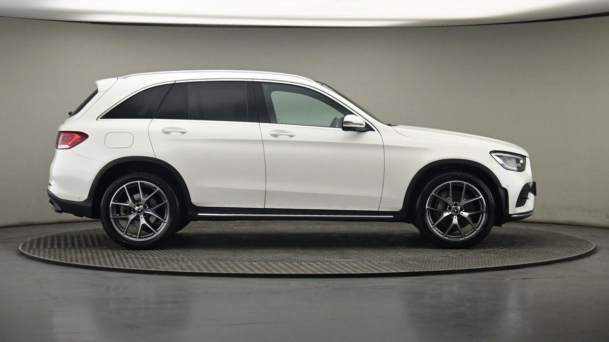 Mercedes-Benz GLC Image 27