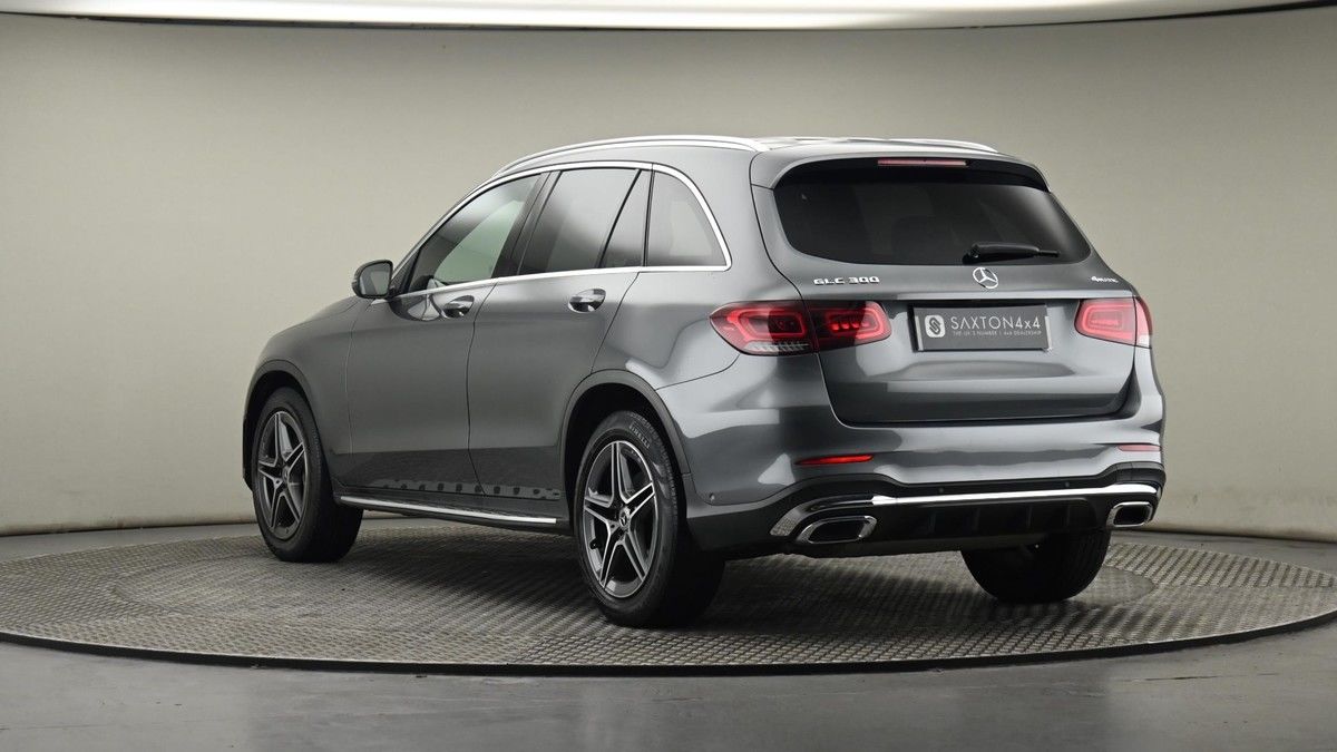 Mercedes-Benz GLC Image 24