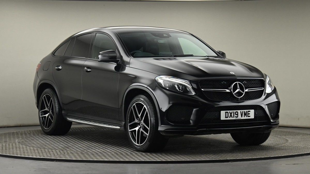 Mercedes-Benz GLE Sticky Header Image