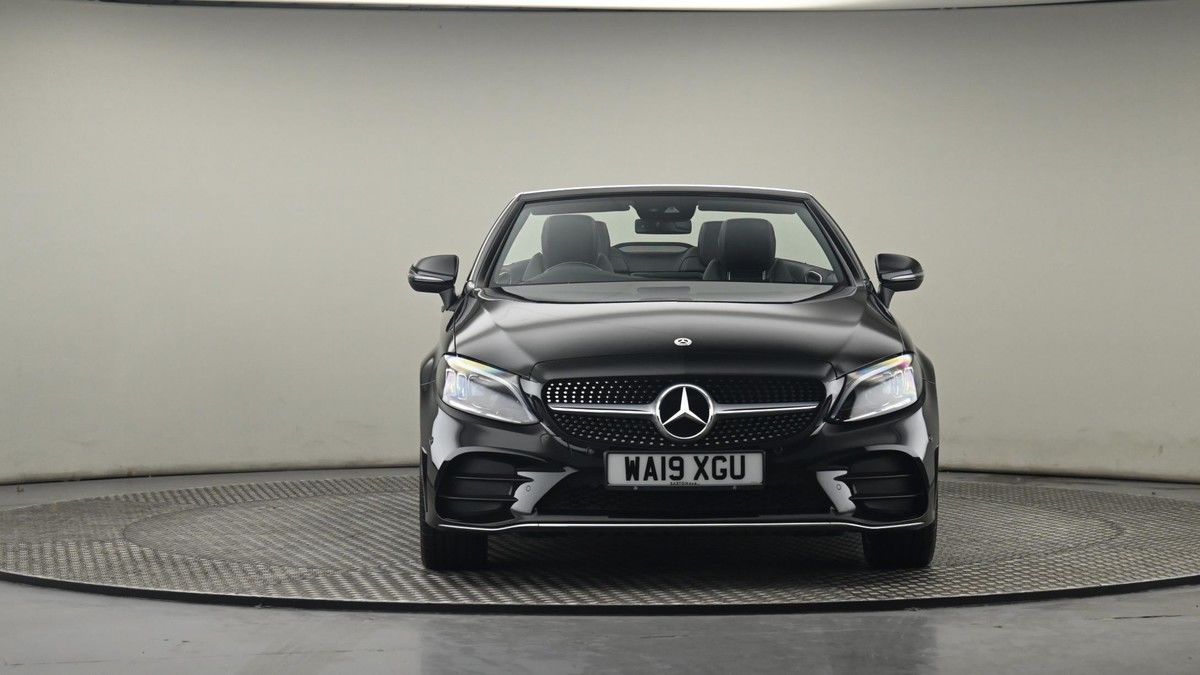 Mercedes-Benz C Class Image 21