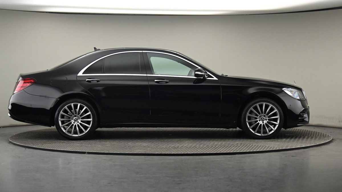 Mercedes-Benz S Class Image 27