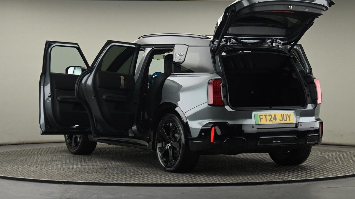 MINI Electric Countryman Image 29