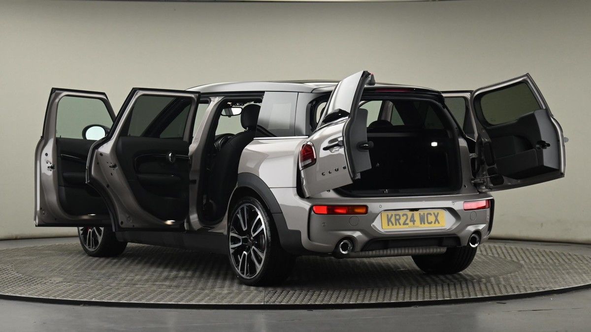 More views of MINI Clubman