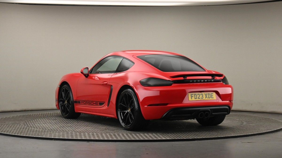 More views of Porsche 718 Cayman