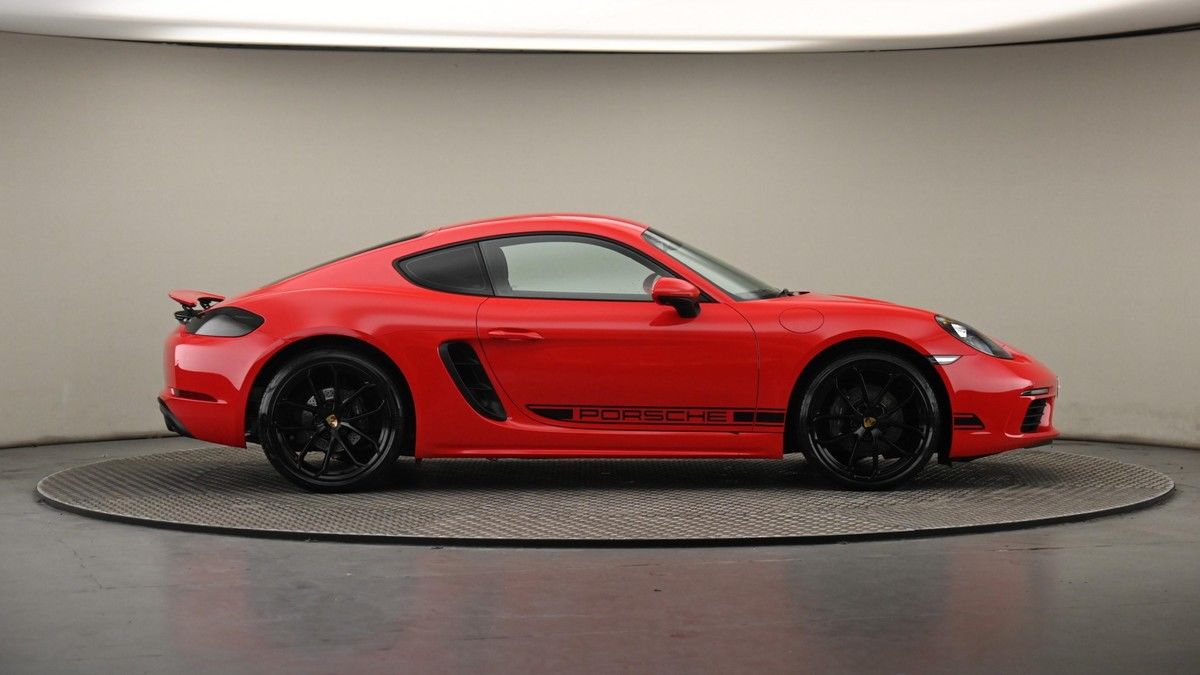 More views of Porsche 718 Cayman