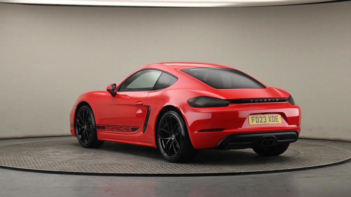 Porsche 718 Cayman Image 24