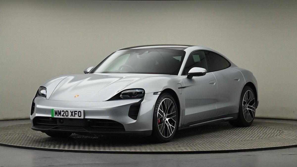 Porsche Taycan Image 10