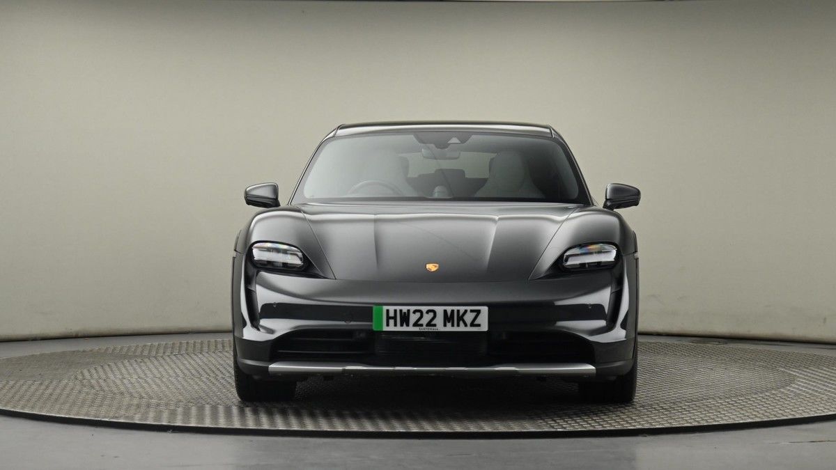 Porsche Taycan Image 20