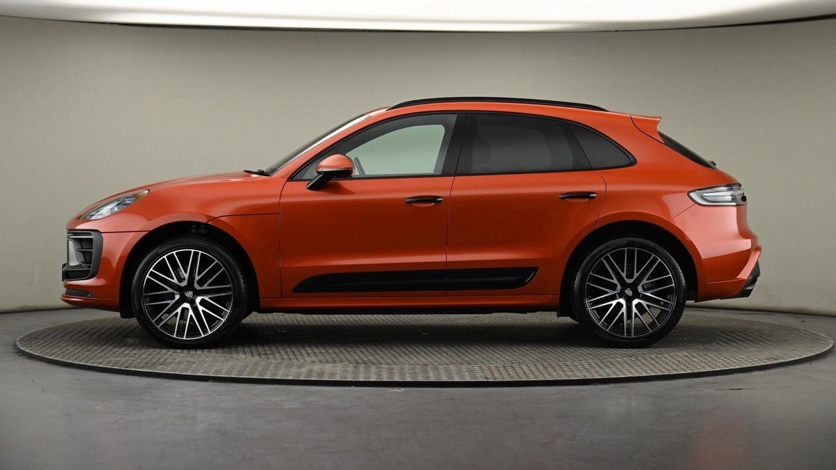 Porsche Macan Image 23