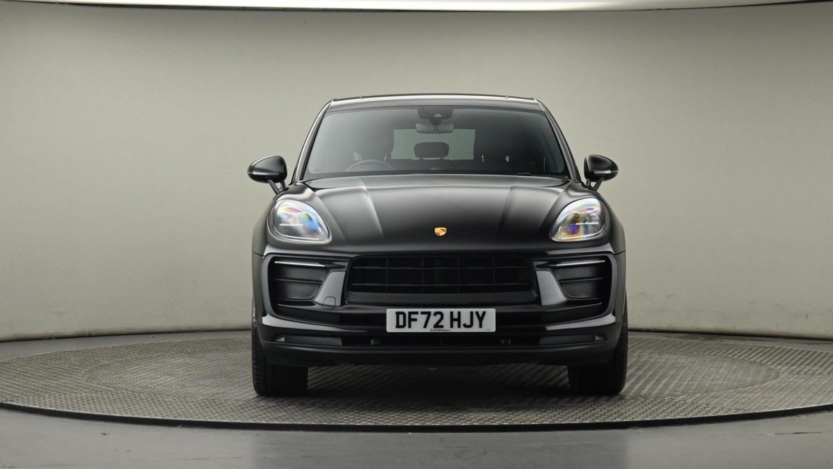 Porsche Macan Image 21