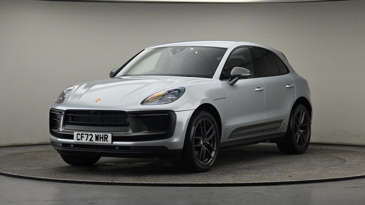 More views of Porsche Macan