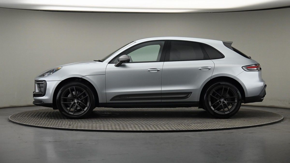 More views of Porsche Macan