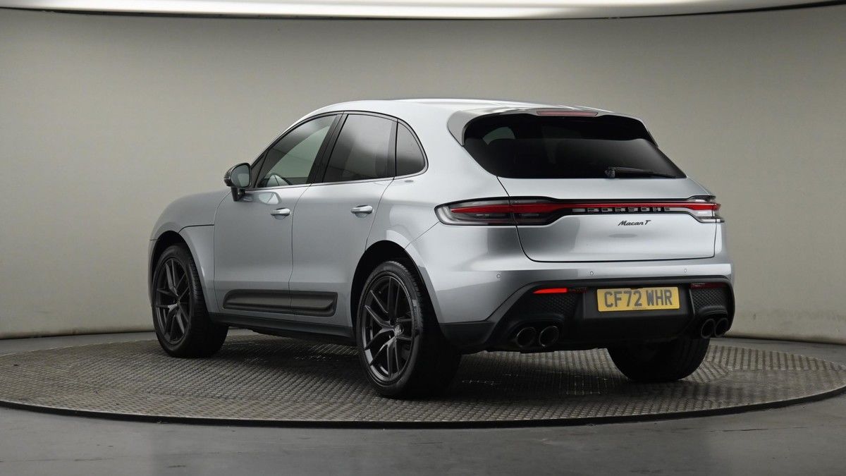 More views of Porsche Macan