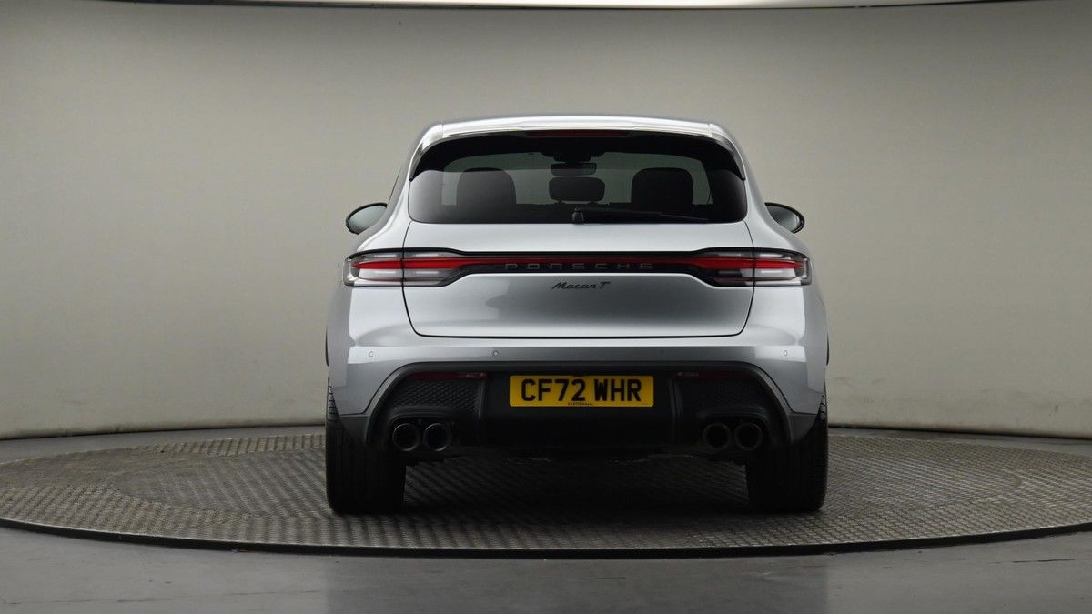 More views of Porsche Macan