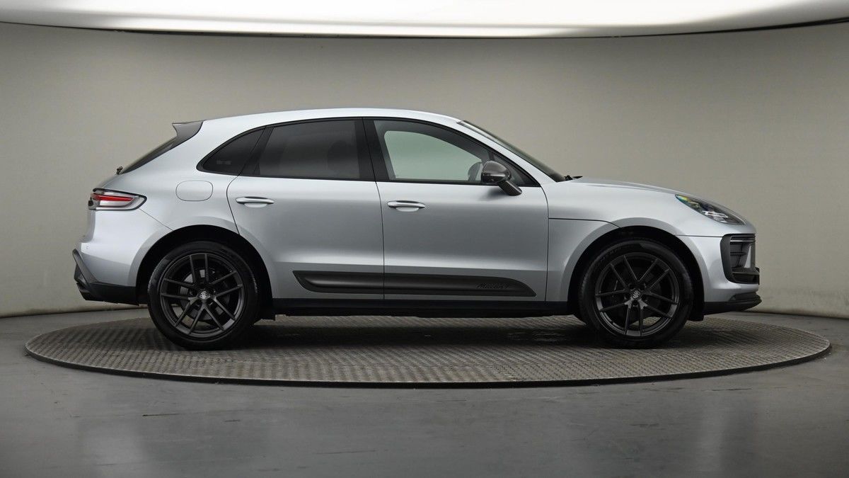 More views of Porsche Macan