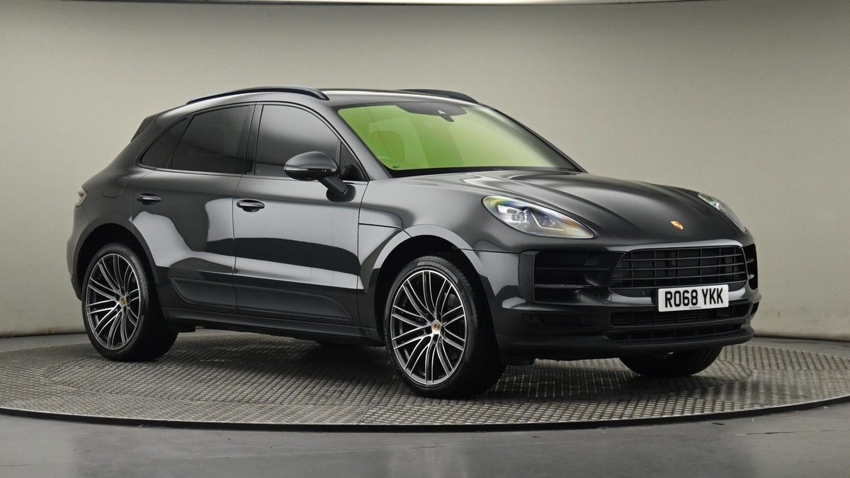 Porsche Macan Image 20