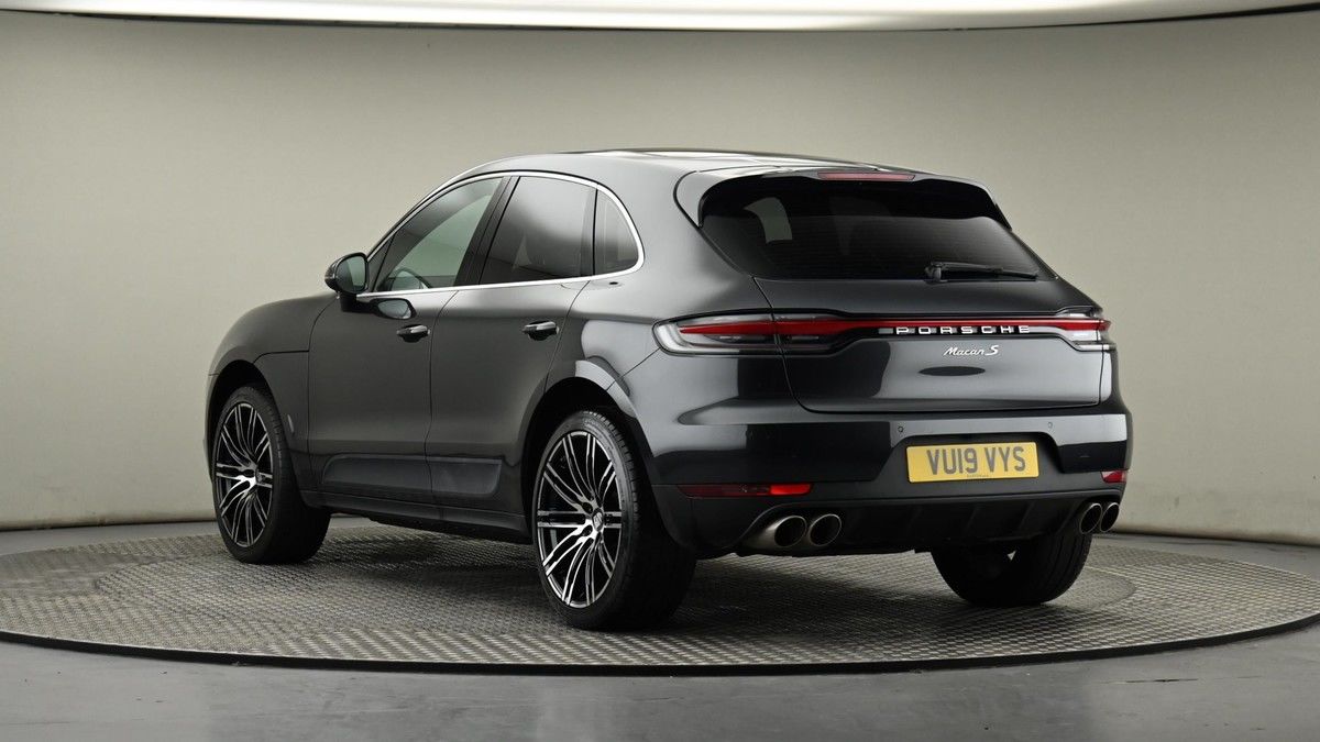 Porsche Macan Image 23