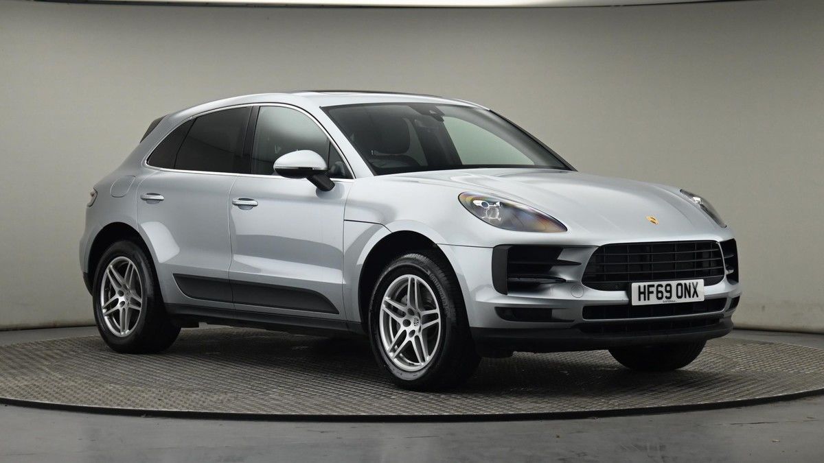 More views of Porsche Macan