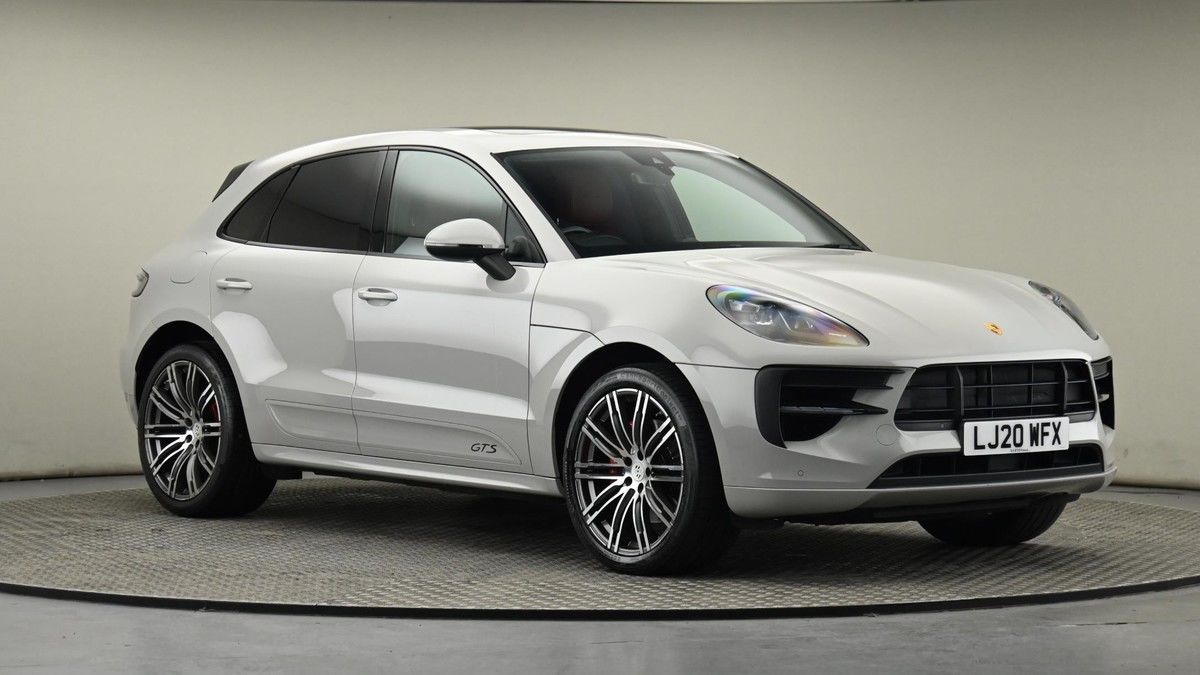 More views of Porsche Macan