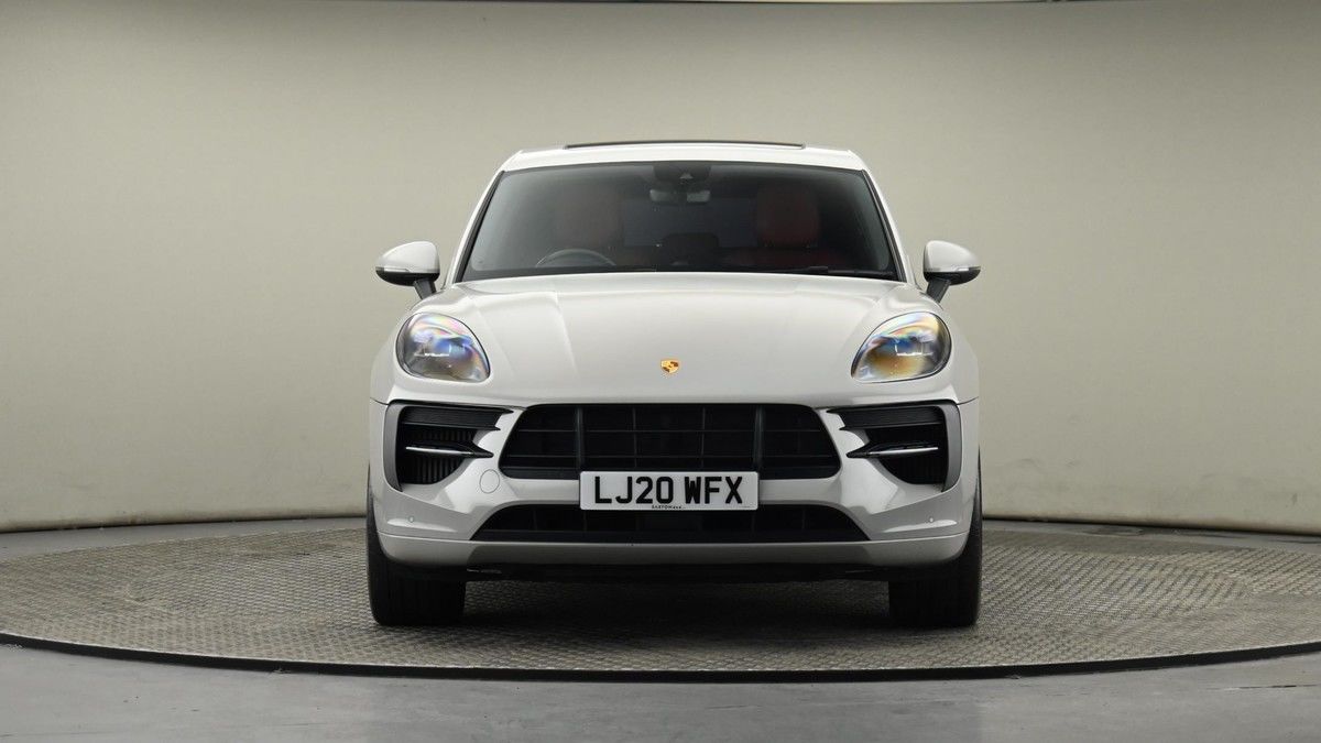 More views of Porsche Macan