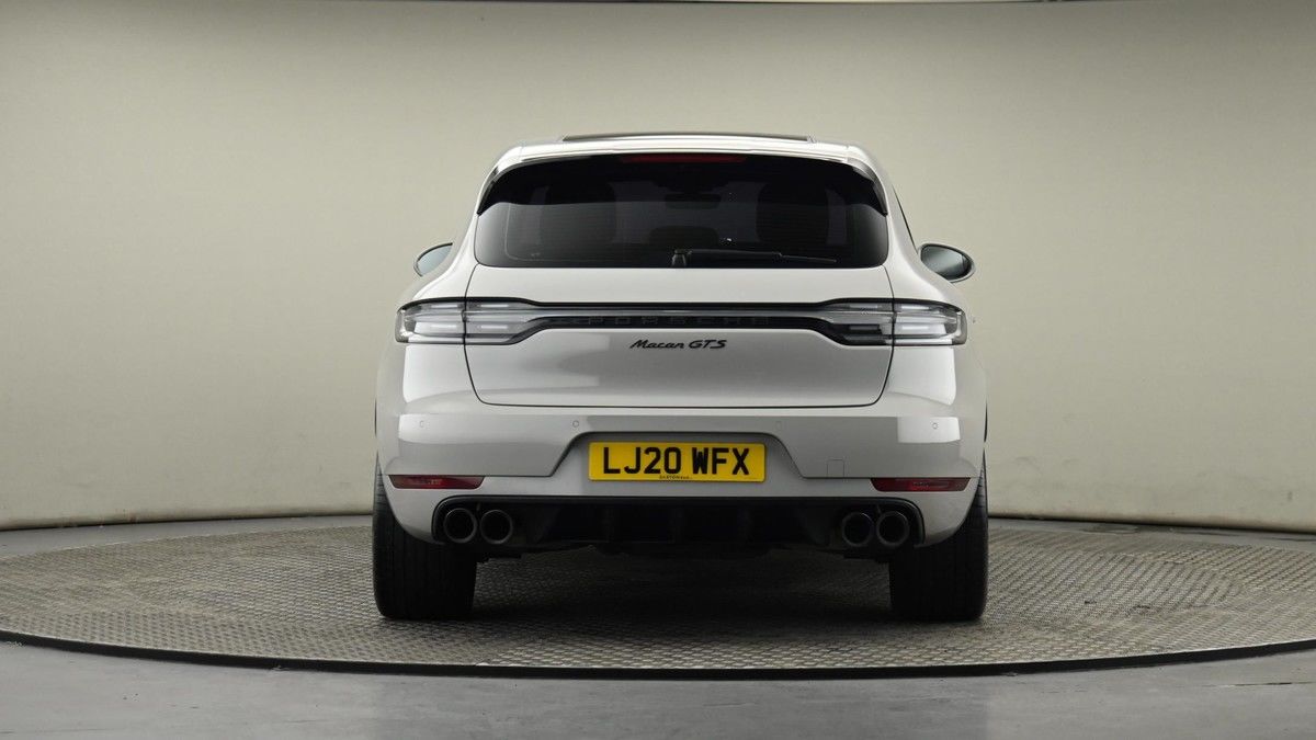 More views of Porsche Macan