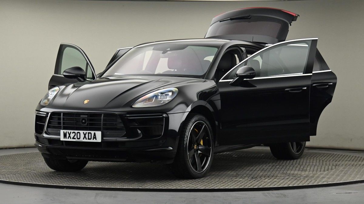 Porsche Macan Image 28