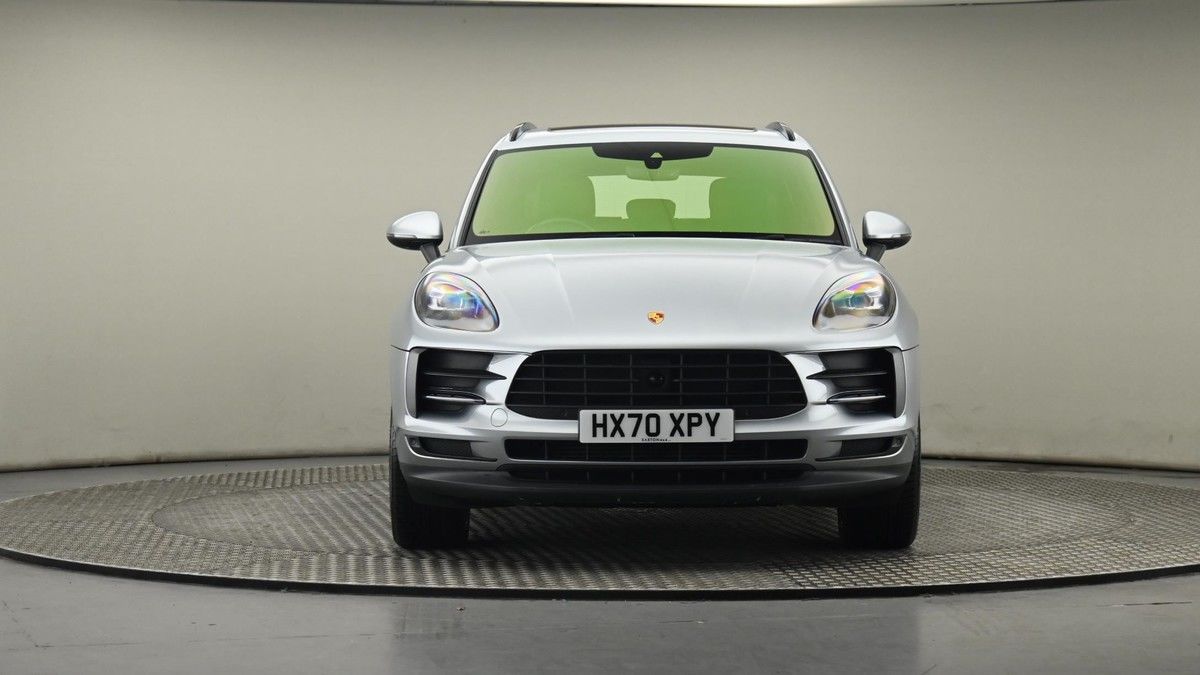 Porsche Macan Image 21