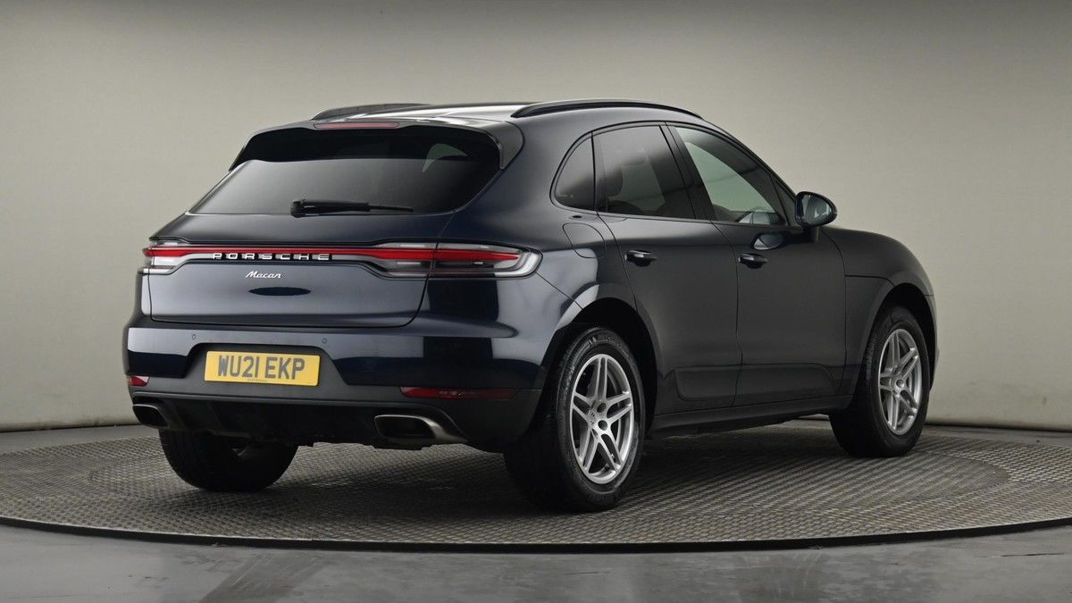 More views of Porsche Macan