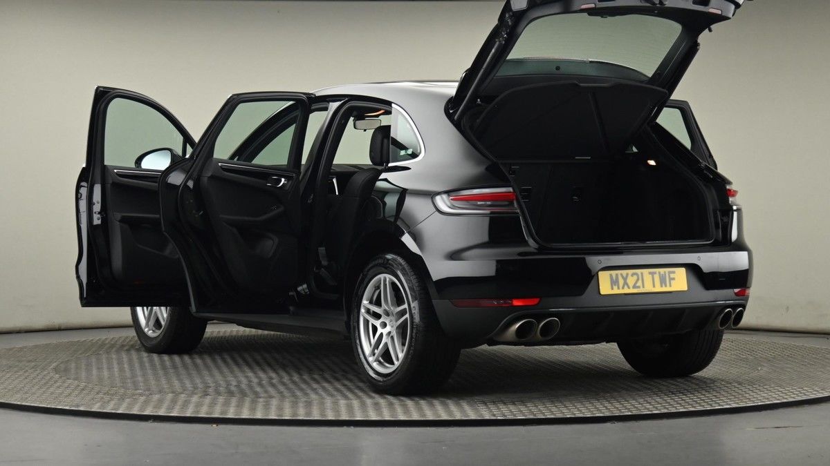 Porsche Macan Image 29