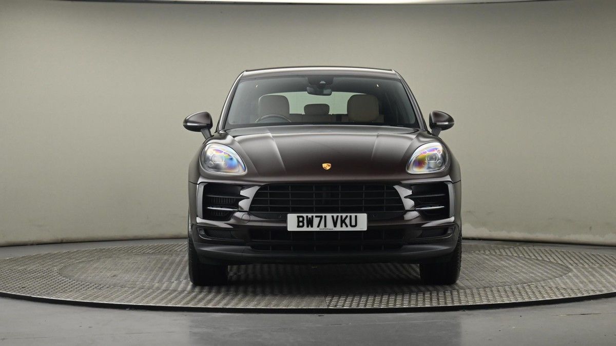 More views of Porsche Macan