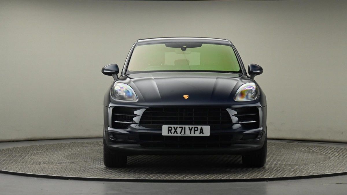 Porsche Macan Image 21