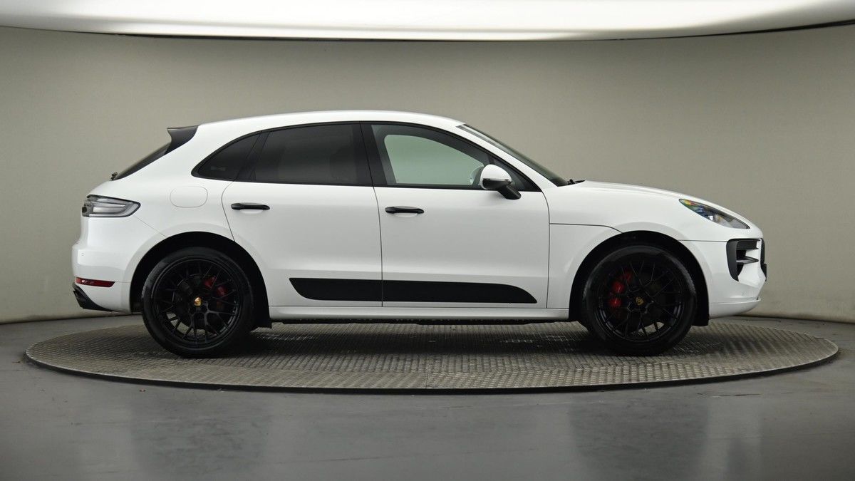 Porsche Macan Image 27